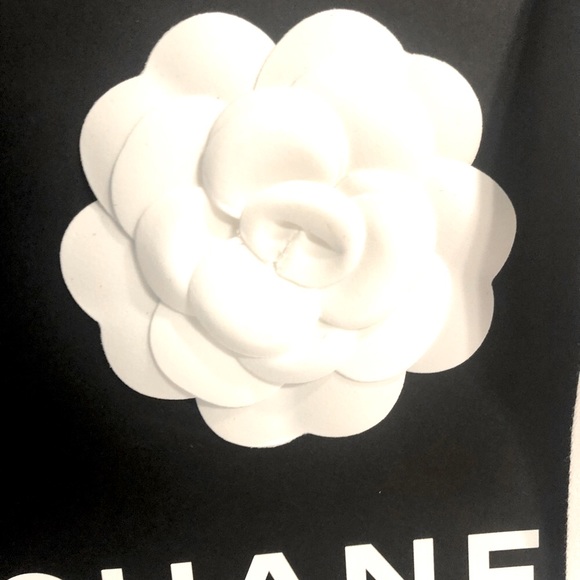Sold!! Chanel Black Paper Shopping Storage Gift Bag + Ribbon & Paper - Picture 5 of 7